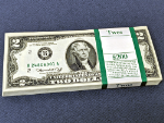 FR. 1935 B $2 1976 Federal Reserve Note New York Original 100pc Pack CH-Gem CU